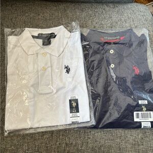 Lot of 2 boys Polo Shirts - White and navy.  Size (4/5) XS.